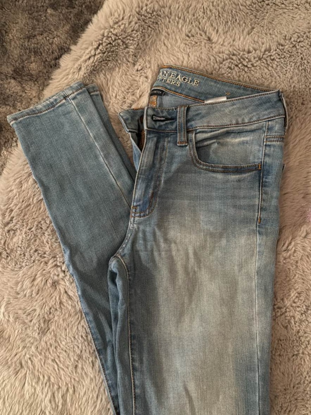 American Eagle Outfitters Light Wash Skinny Jeans - Light Blue